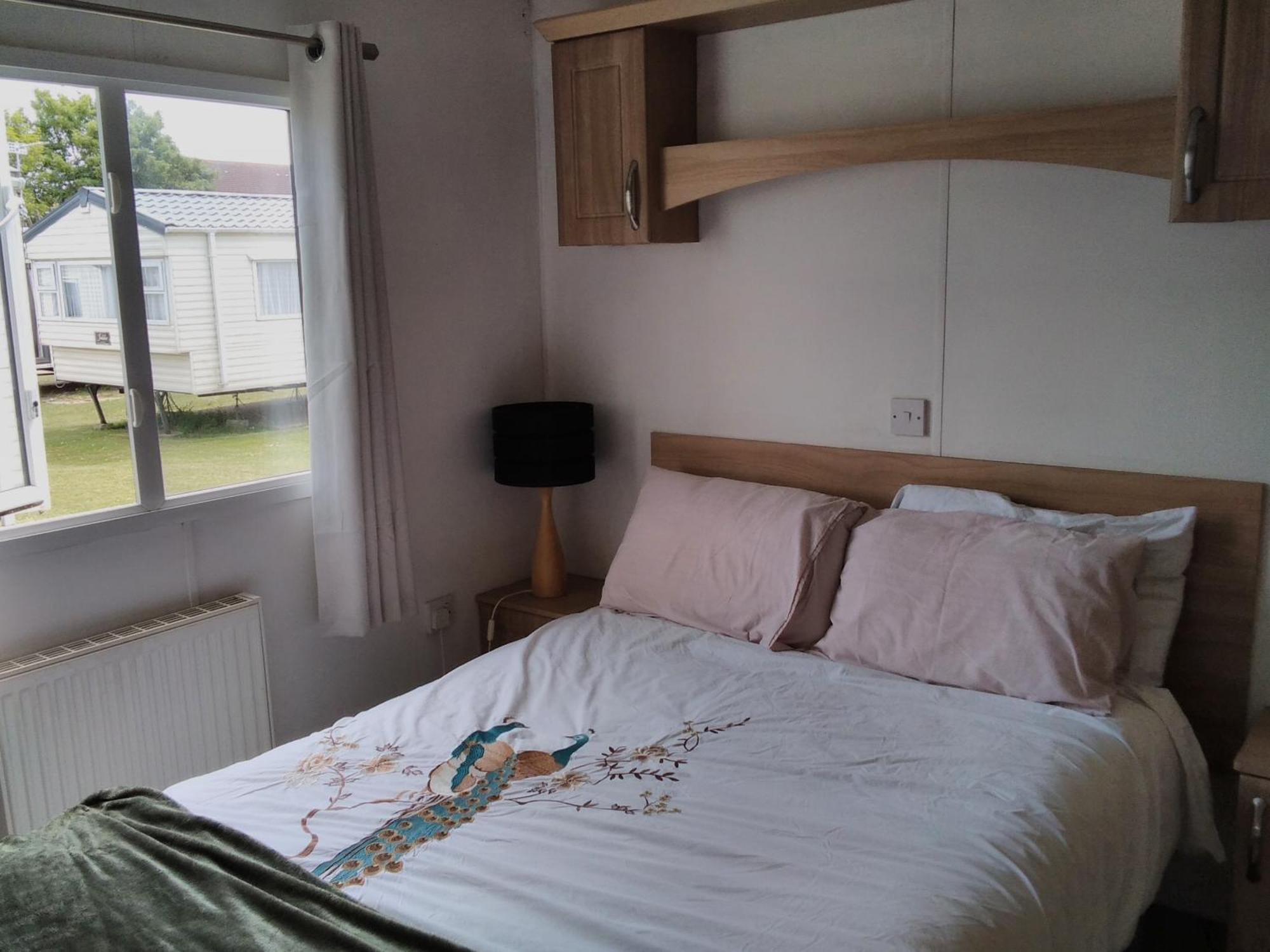 Private Caravan Situated At Parkdean Holiday Resort St Margaret'S At Cliffe Number 18 Bagian luar foto