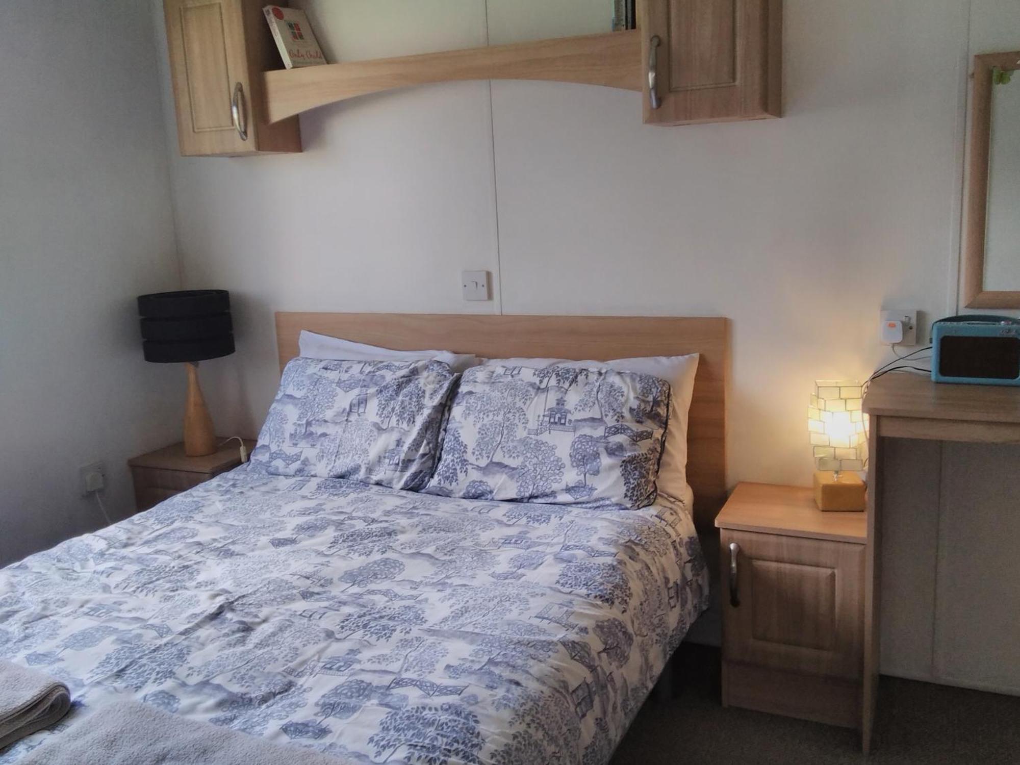 Private Caravan Situated At Parkdean Holiday Resort St Margaret'S At Cliffe Number 18 Bagian luar foto