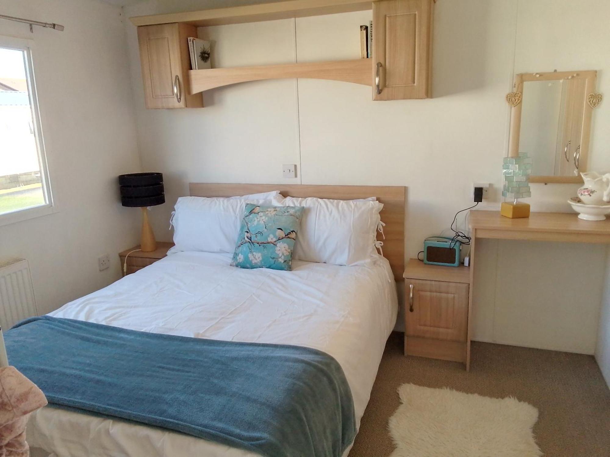 Private Caravan Situated At Parkdean Holiday Resort St Margaret'S At Cliffe Number 18 Bagian luar foto